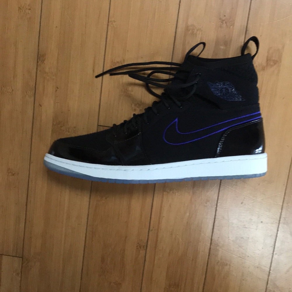 Jordan 1 ultra high space jam